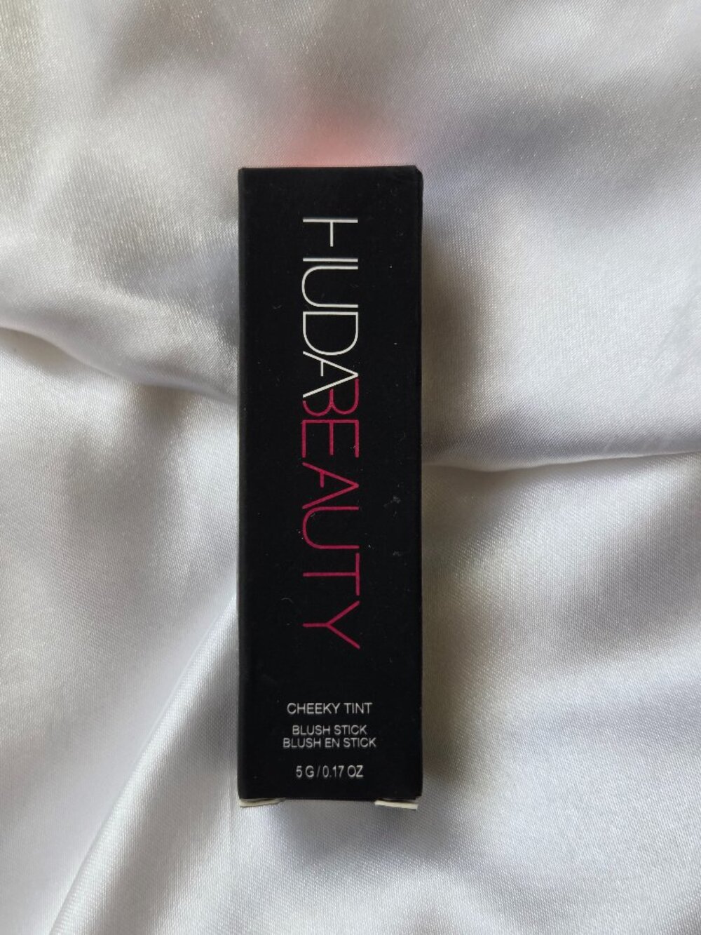 HUDA BEAUTY Cheeky Tint Blush Stick Perky Peach